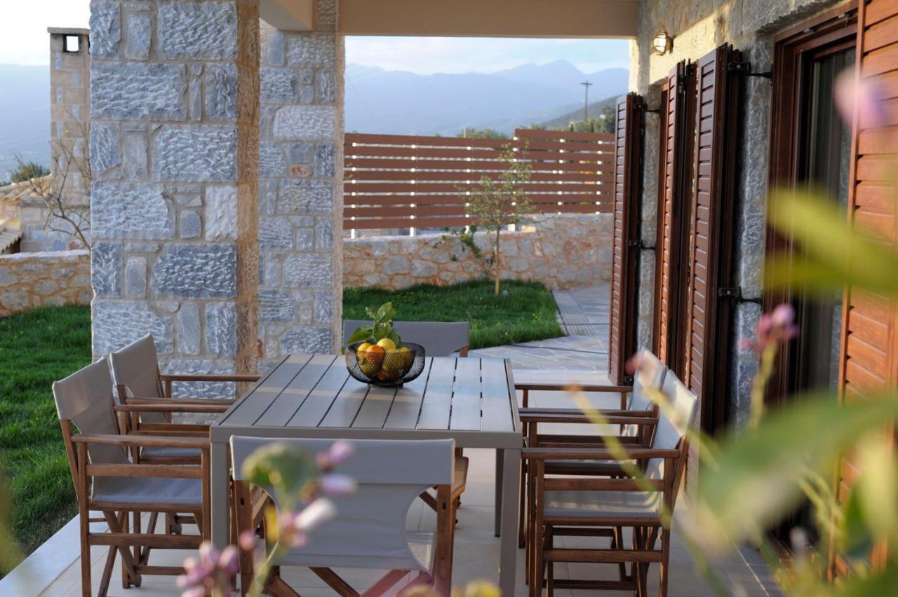 Villa Dafni - Infinite Sea Vistas With Private Pool Καλαμάτα Εξωτερικό φωτογραφία