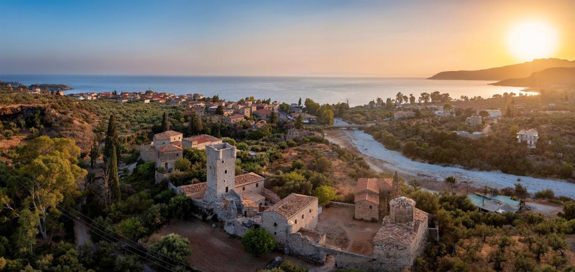 Villa Dafni - Infinite Sea Vistas With Private Pool Καλαμάτα Εξωτερικό φωτογραφία